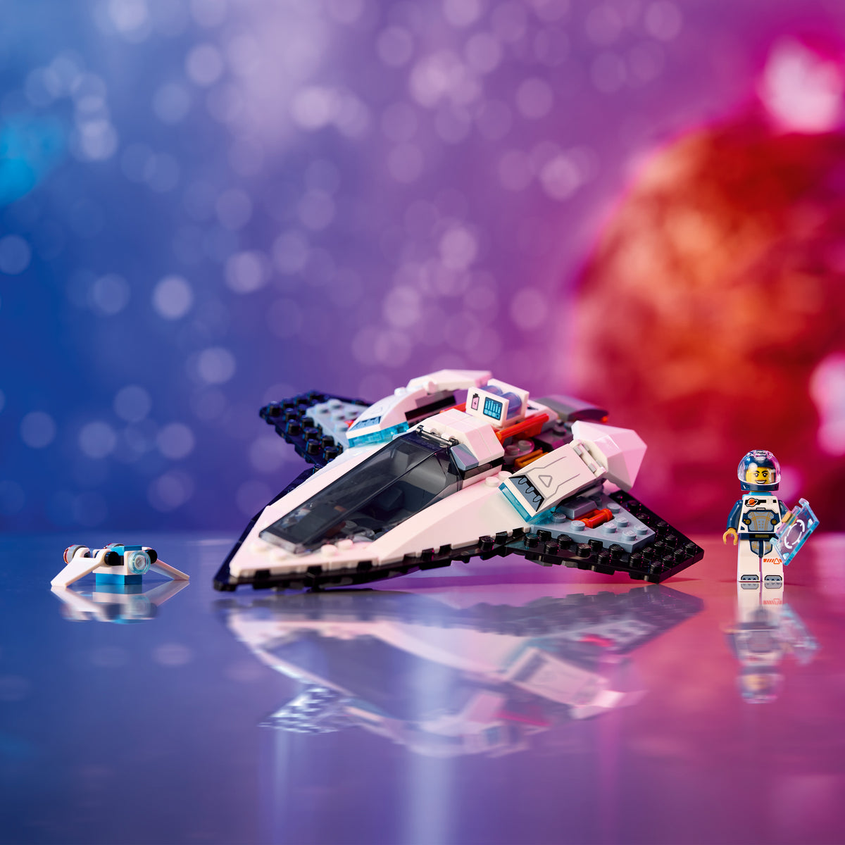 LEGO City 60430 Interstellar Spaceship lifestyle