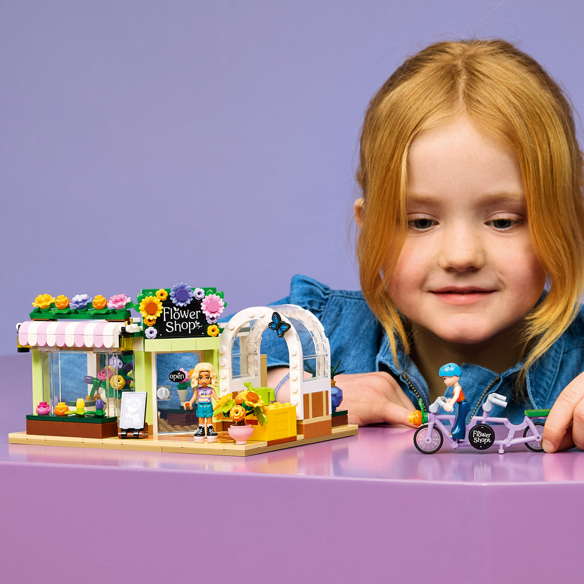 LEGO Friends 42693 Creative Flower Shop lifestyle