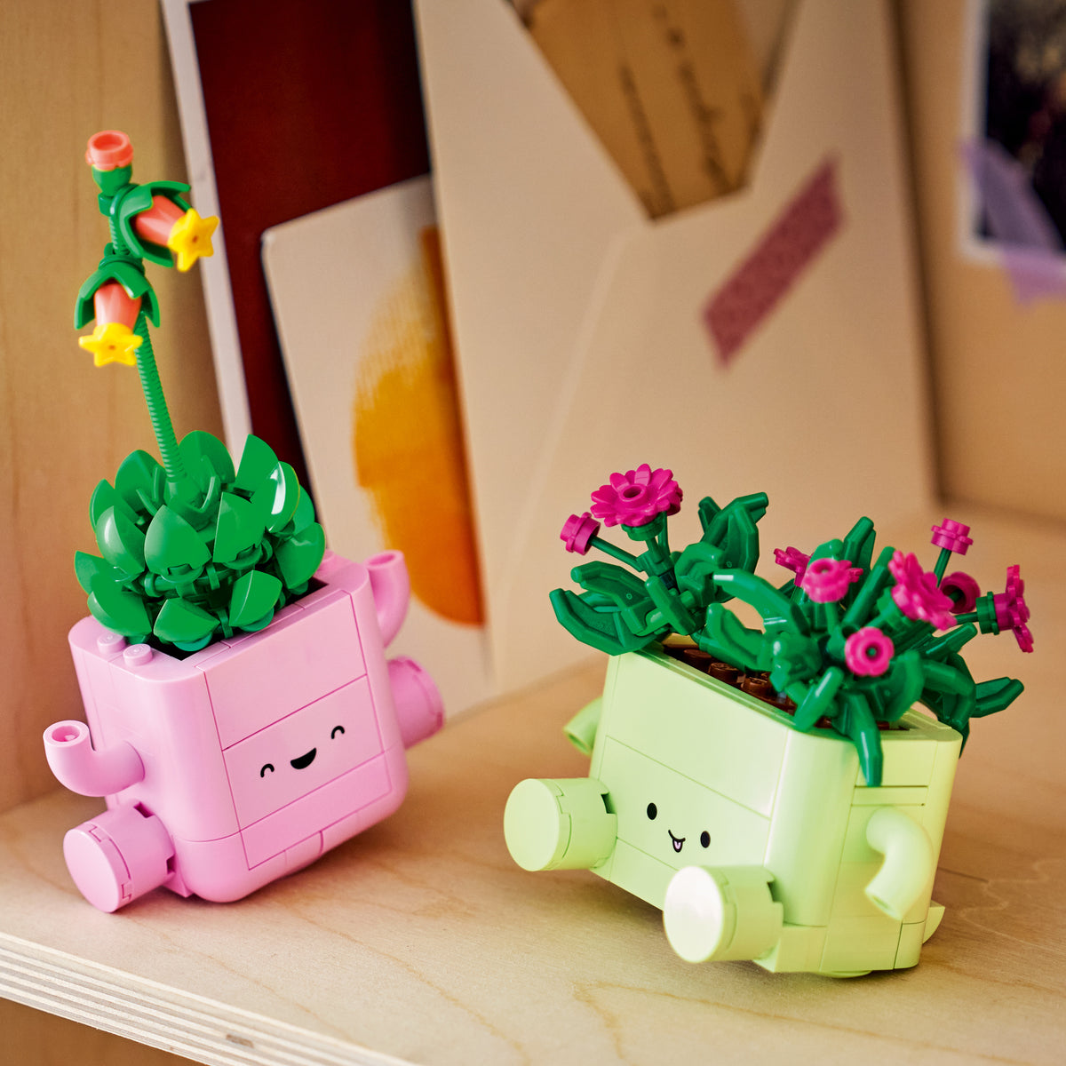 LEGO Botanicals 11506 Rocking Plants lifestyle