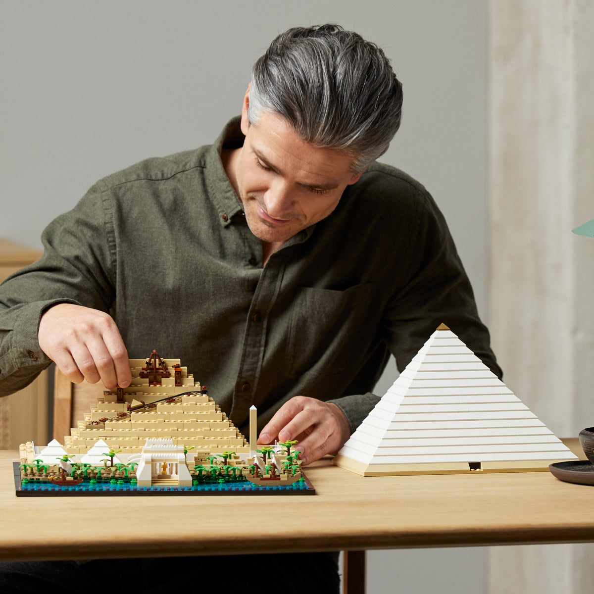 LEGO Architecture 21058 The Great Pyramids of Giza lifestyle