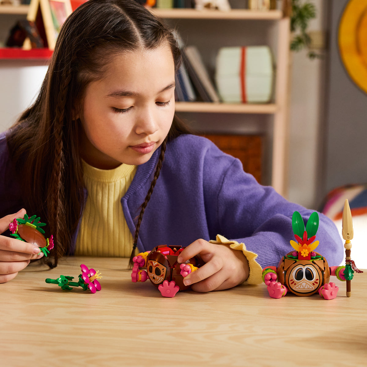 LEGO Disney Princess 43293 Kakamora lifestyle