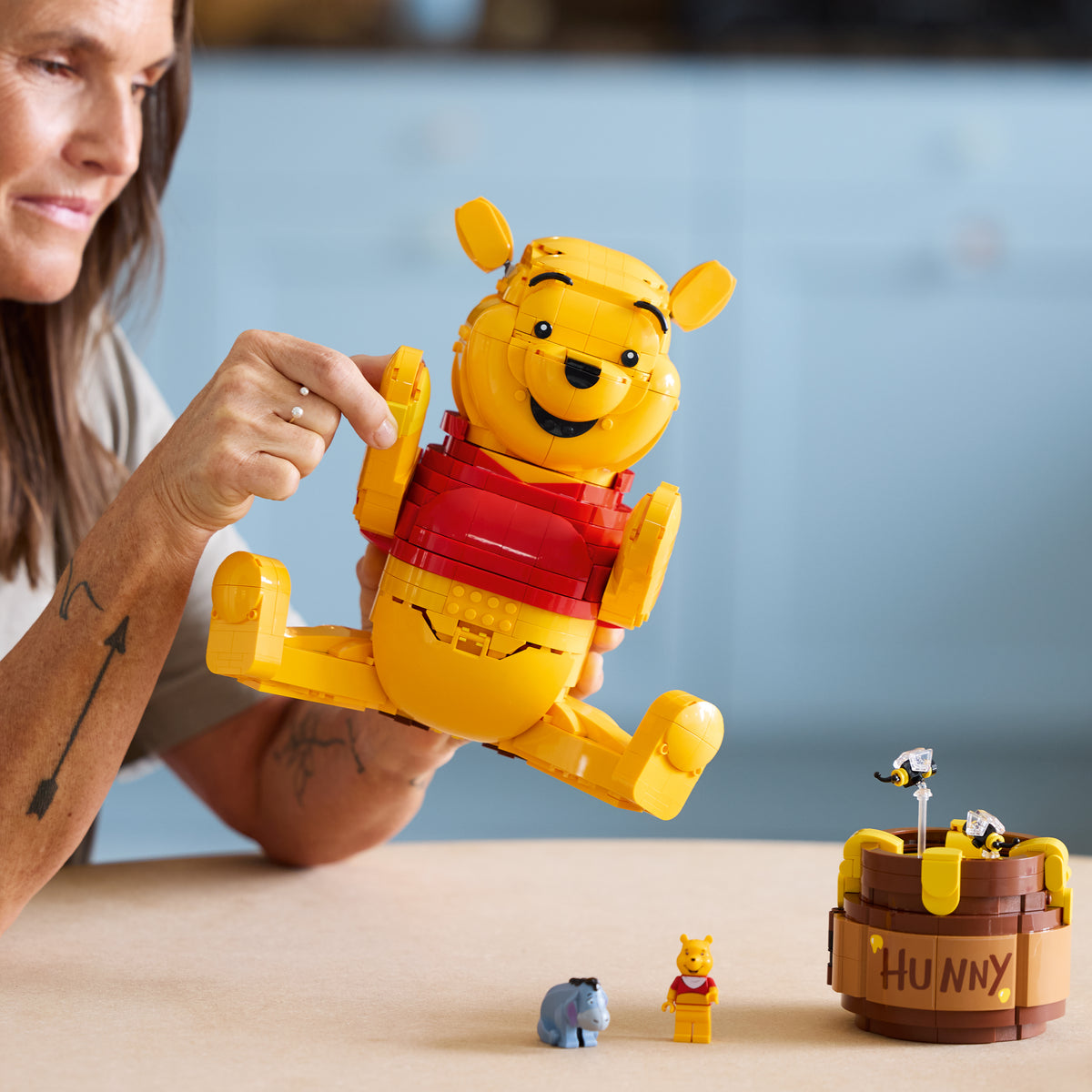 LEGO Disney Classic 43300 Winnie the Pooh lifestyle