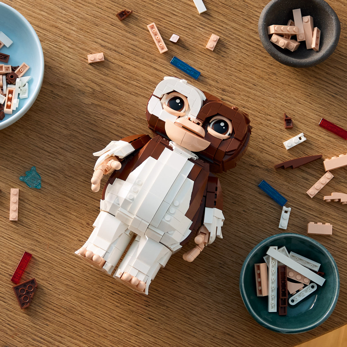 LEGO Ideas 21361 Gremlins: Gizmo Posable Figure lifestyle