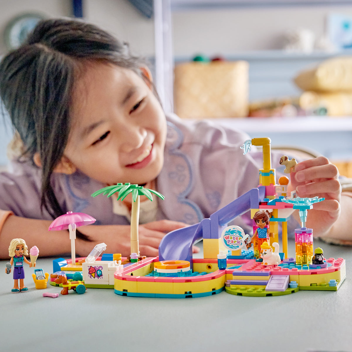 LEGO Friends 42676 Fun Water Park Day lifestyle