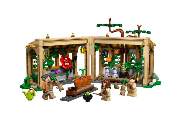 LEGO Harry Potter 76445 Hogwarts Castle: Herbology Class product