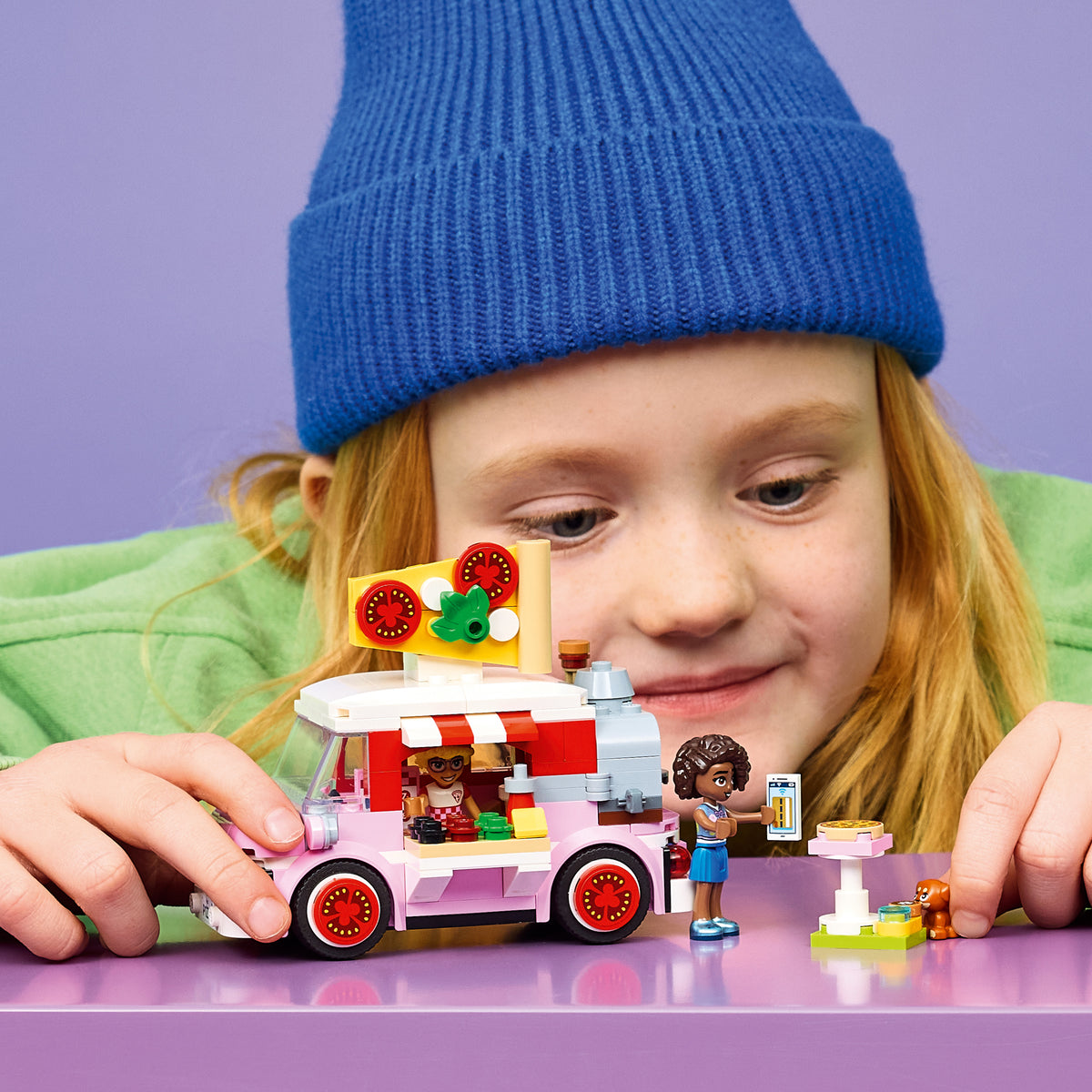 LEGO Friends 42694 Pizza Truck lifestyle