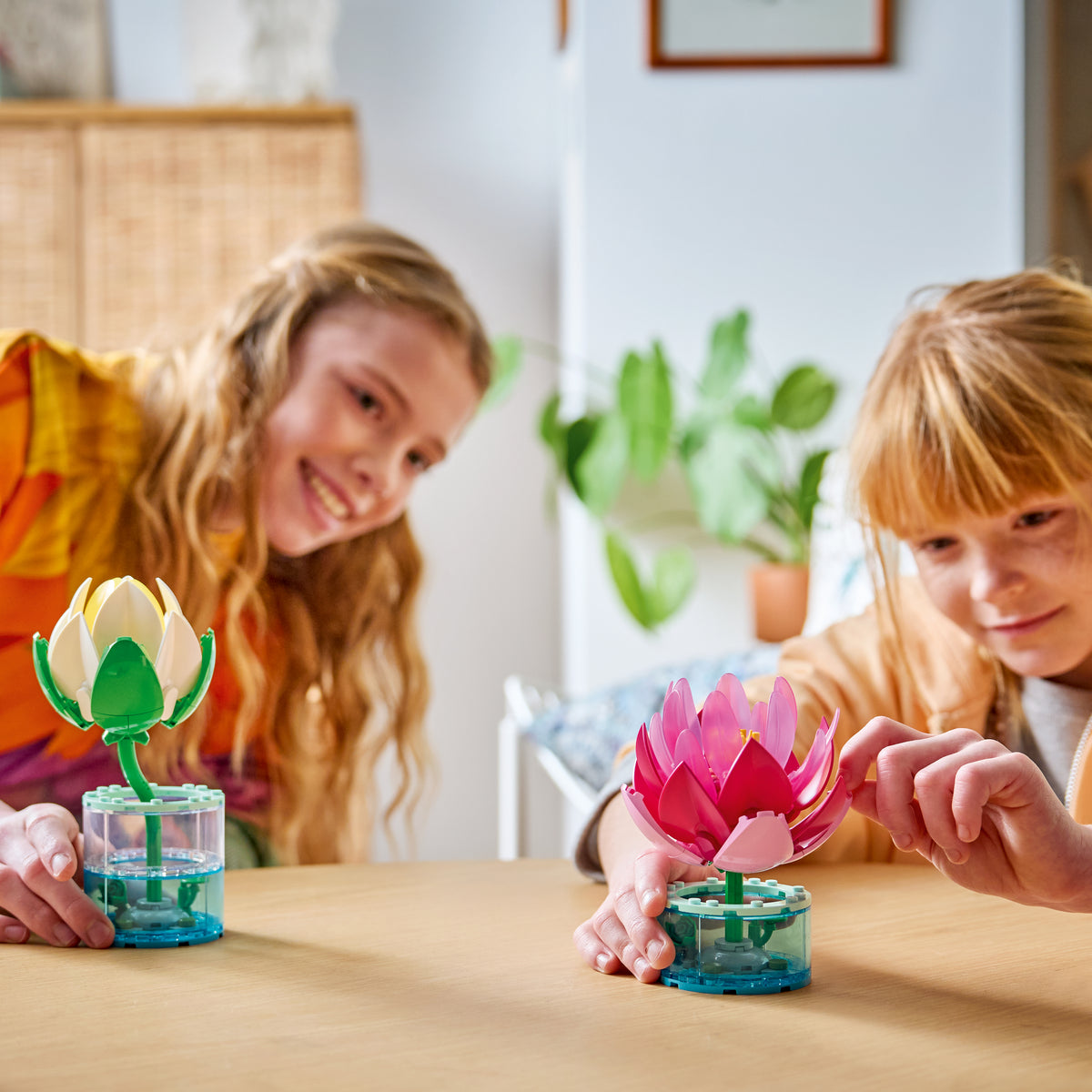 LEGO Botanicals 11511 Water Lilies lifestyle
