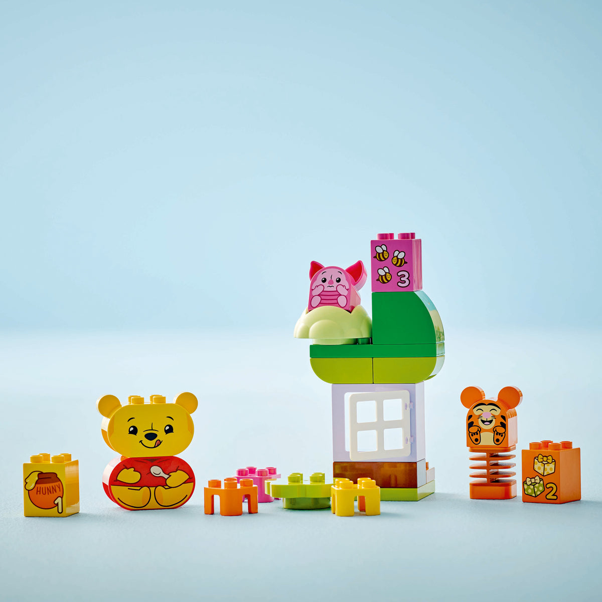 LEGO DUPLO 10457 Winnie the Pooh's Birthday Party lifestyle