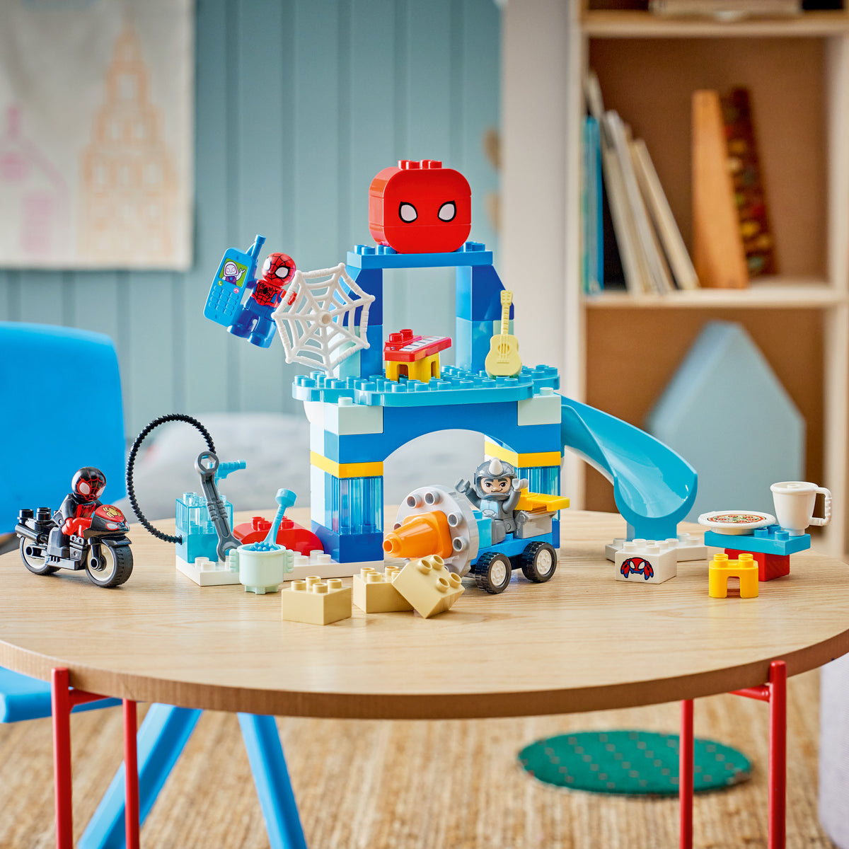 LEGO DUPLO 10464 Team Spidey Webquarters lifestyle