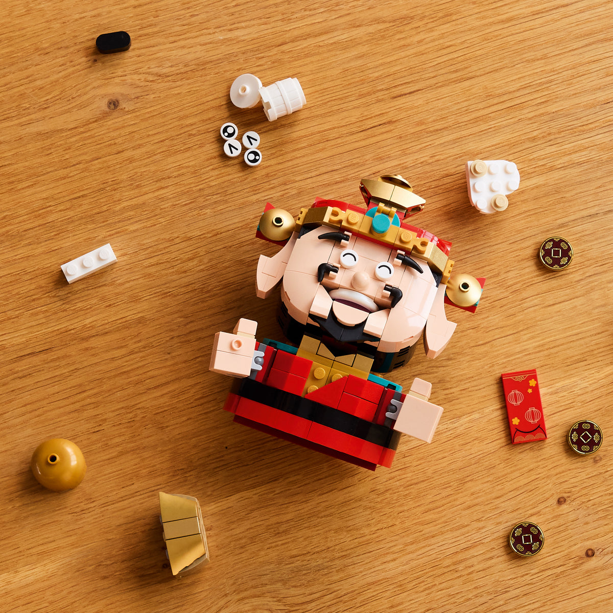 LEGO Seasons and Occasions 40864 Fortune Master lifestyle