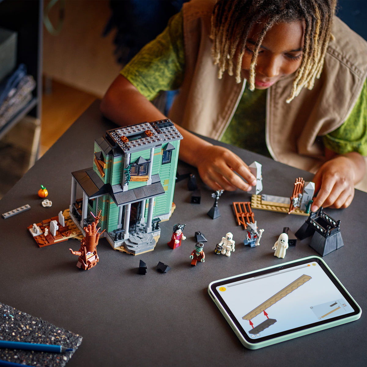 LEGO Creator3 in 1 31167 Haunted Mansion lifestyle