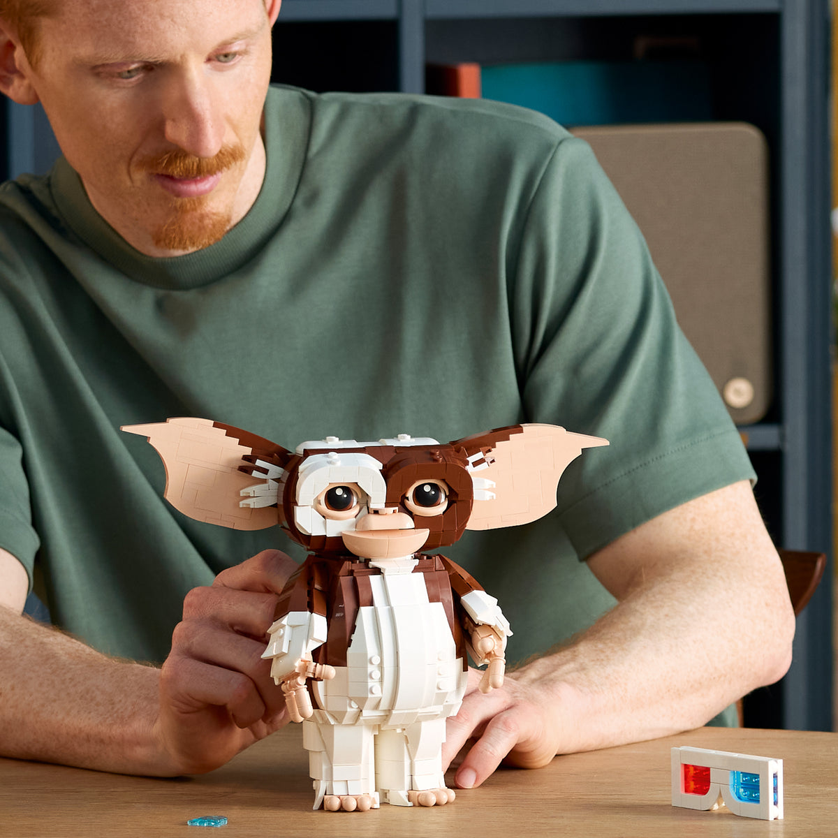 LEGO Ideas 21361 Gremlins: Gizmo Posable Figure lifestyle