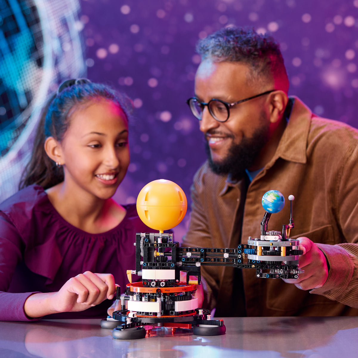 LEGO Technic 42179 Planet Earth and Moon in Orbit lifestyle
