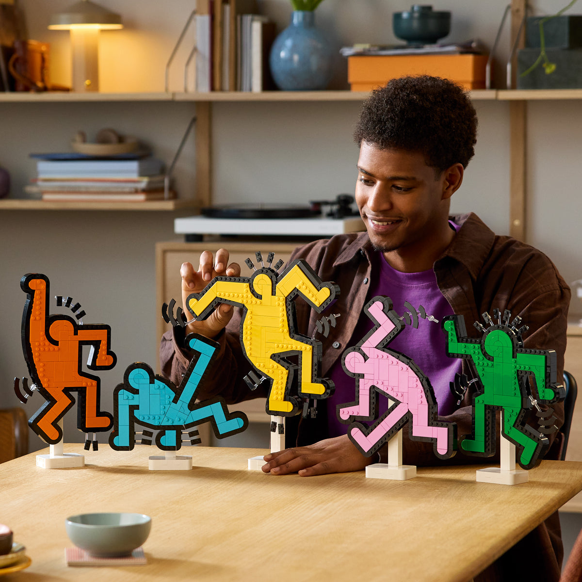 LEGO ART 31216 Keith Haring – Dancing Figures lifestyle
