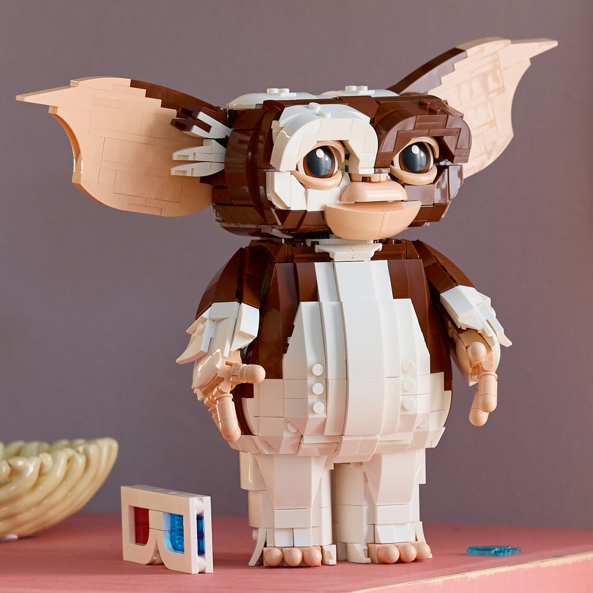 LEGO Ideas 21361 Gremlins: Gizmo Posable Figure lifestyle