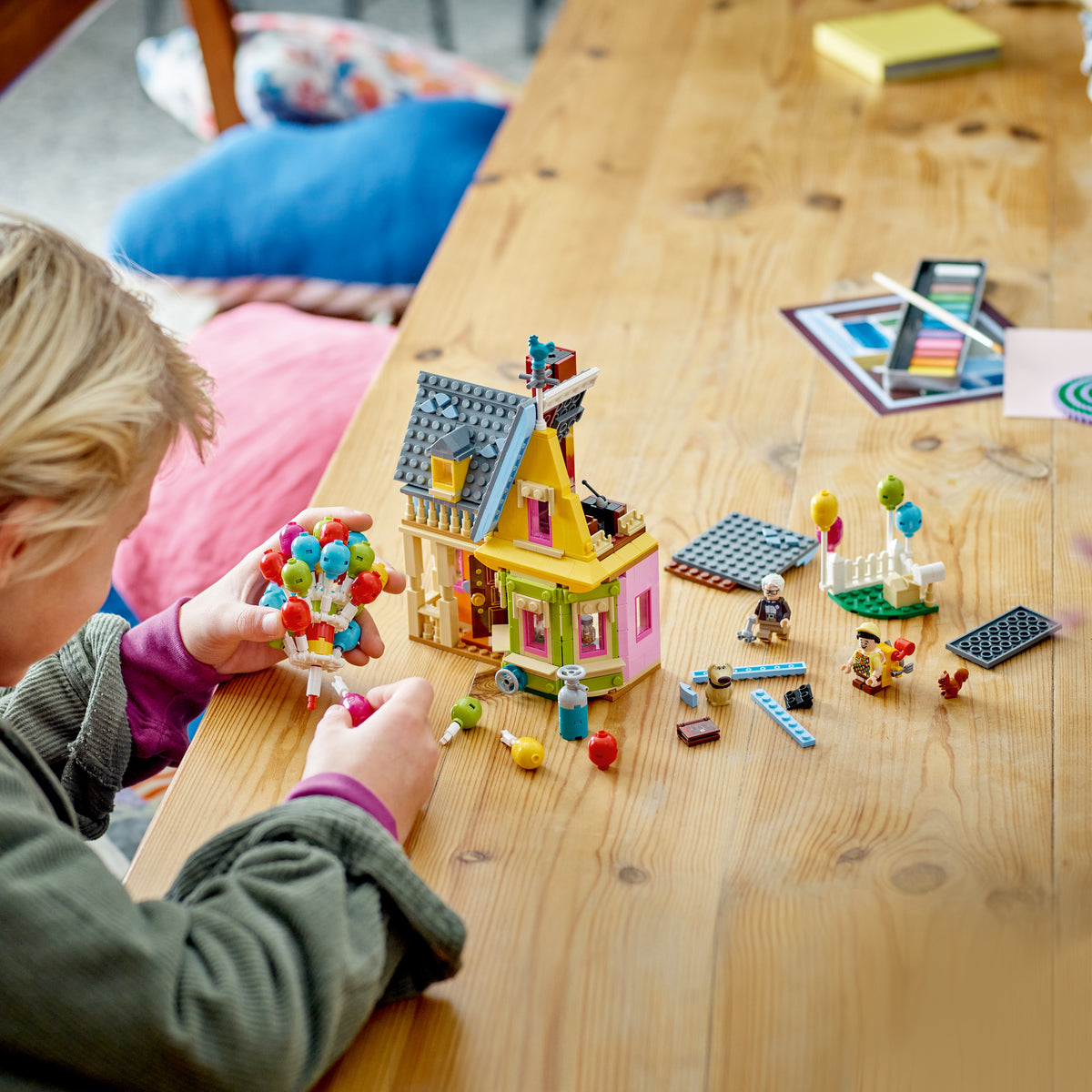 LEGO Disney Classic 43217 ‘Up’ House lifestyle