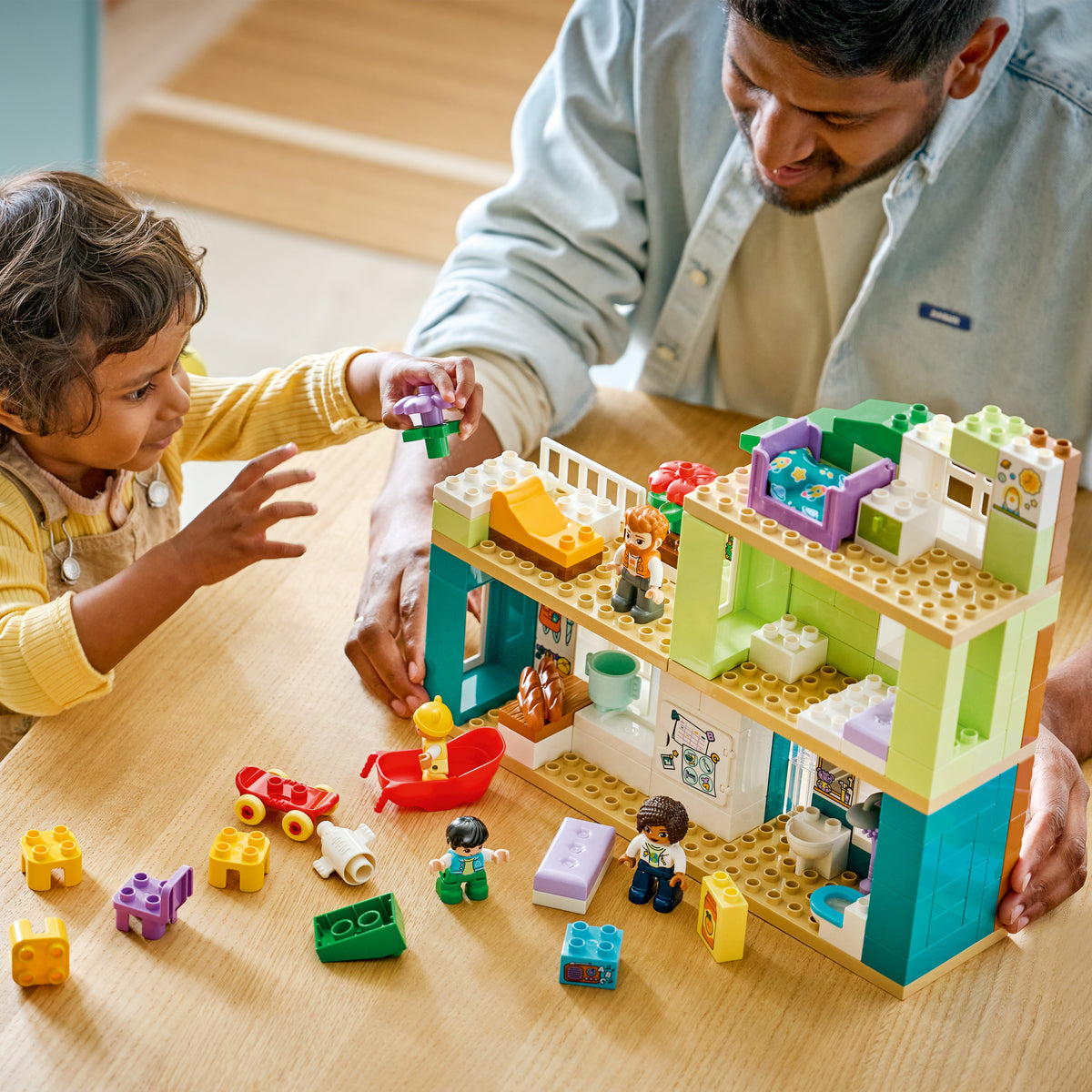LEGO DUPLO 10470 3 in 1 Modern Family House with Figures lifestyle