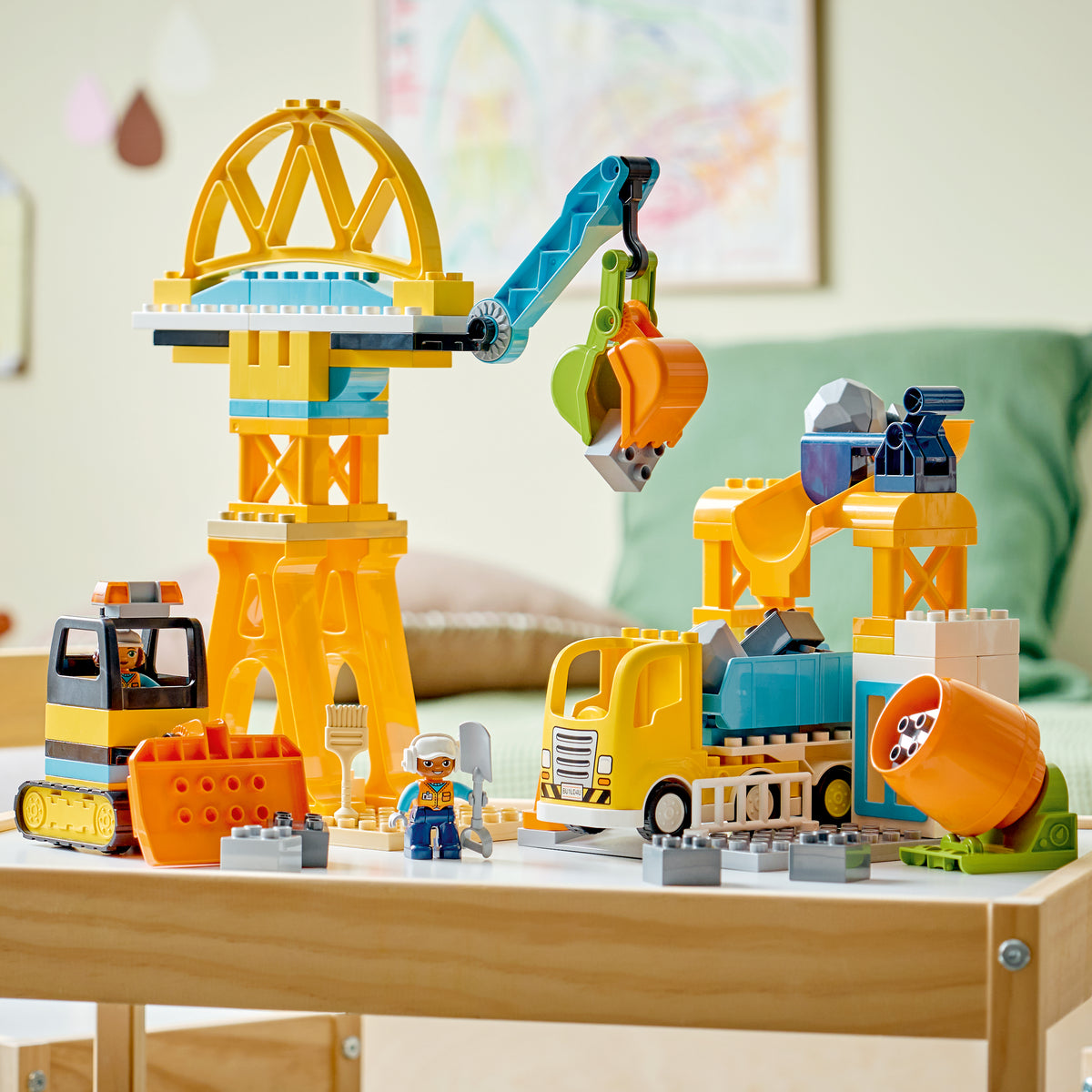 LEGO DUPLO 10476 3 in 1 Construction Site and Vehicles lifestyle