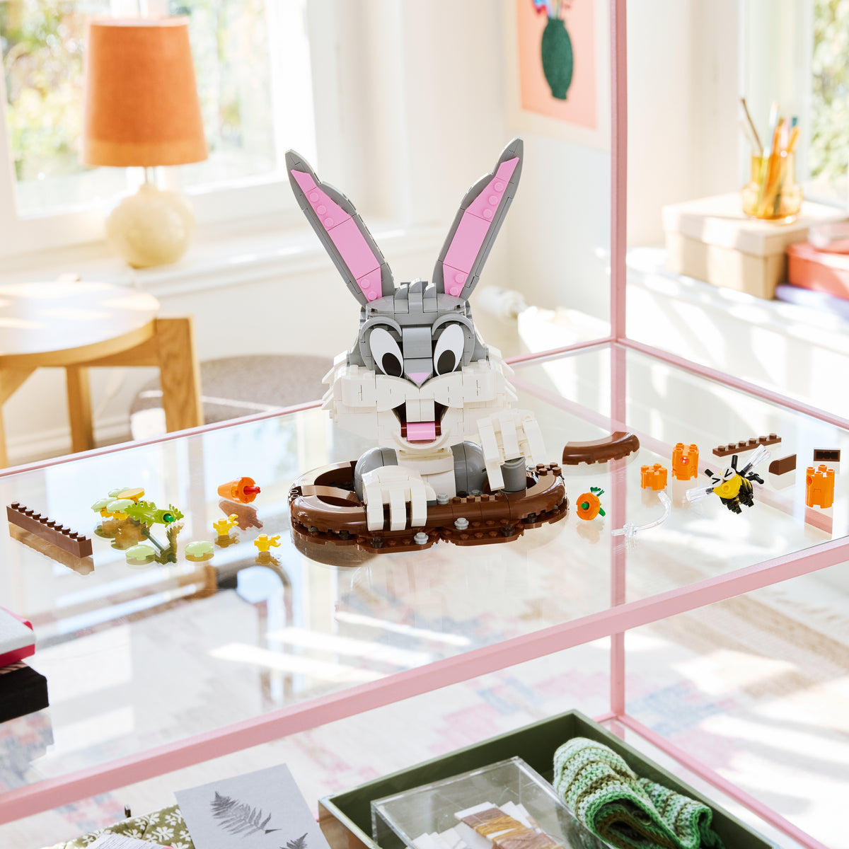 LEGO Seasons and Occasions 40920 Bugs Bunny lifestyle