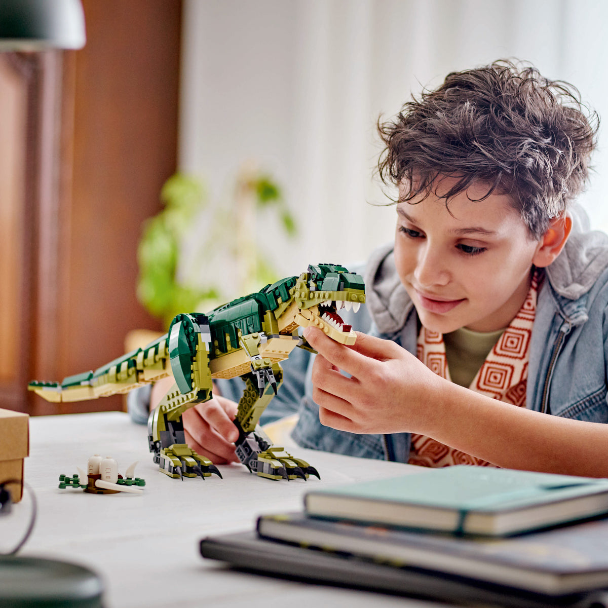 LEGO Creator 3 In 1 31151 T. rex lifestyle