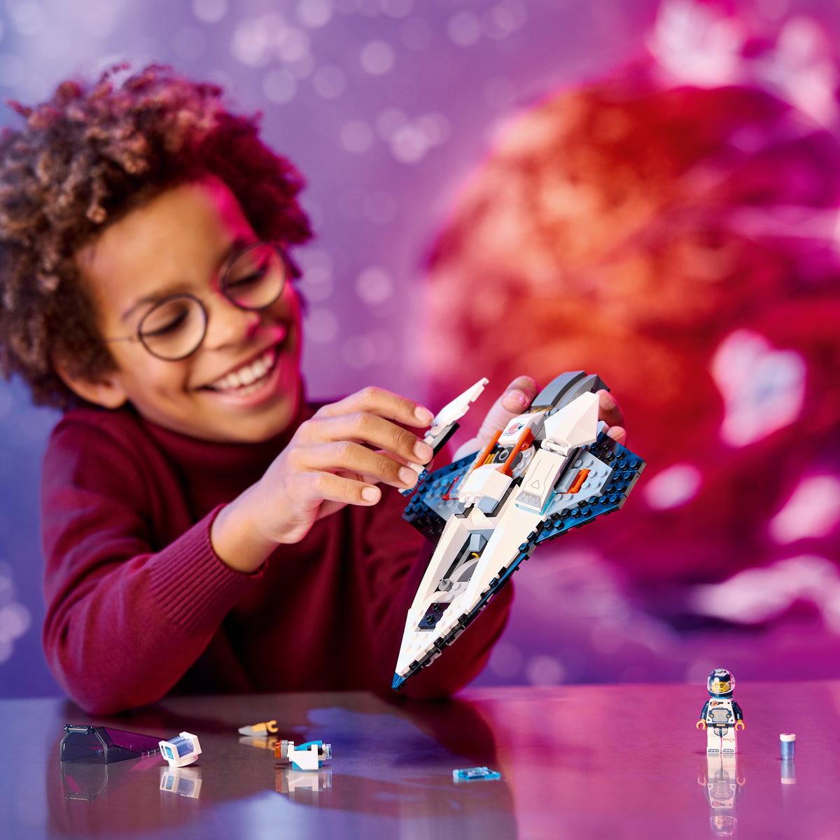 LEGO City 60430 Interstellar Spaceship lifestyle